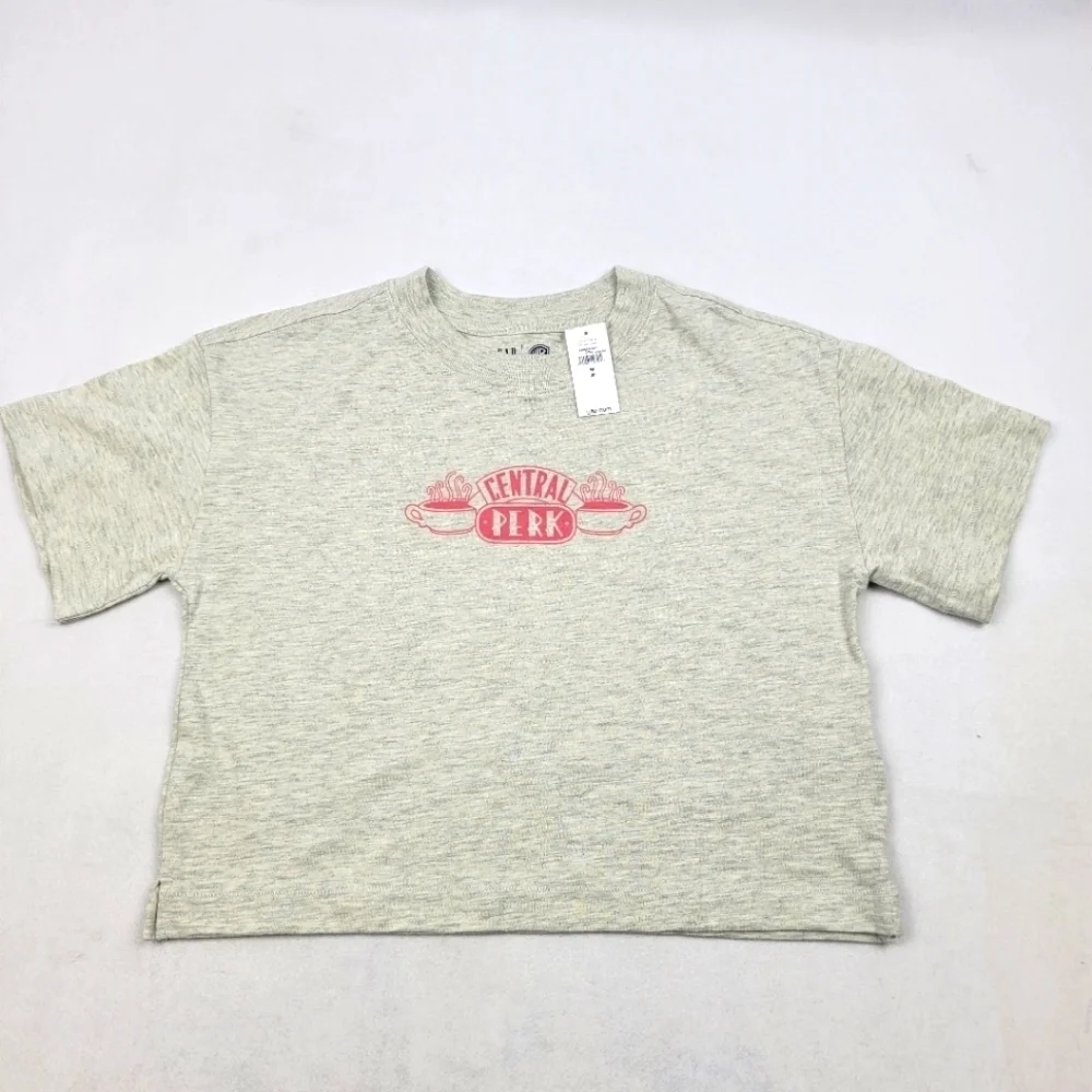 NWT‎ Gap teen Friends Central Perk crop tshirt Size Med (8)